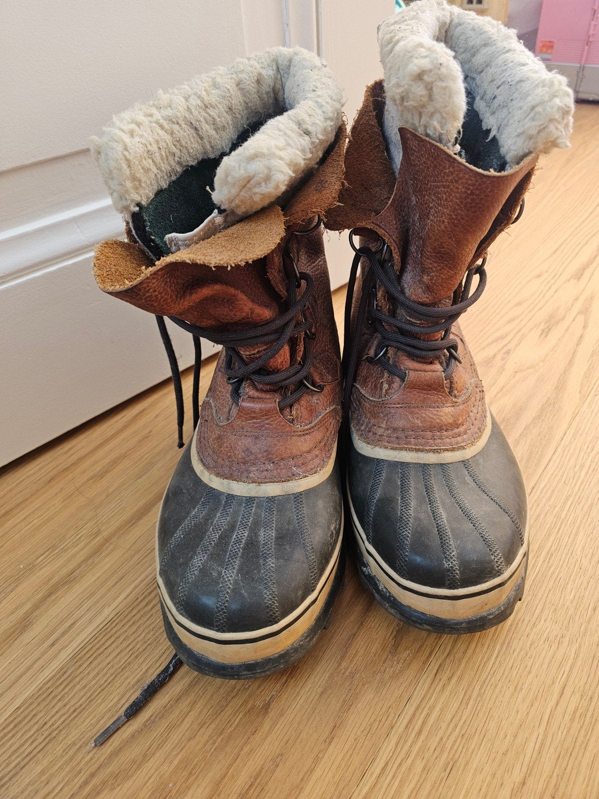Sorel Winterlaarzen Maat 44 - Warm en Robuust, Bruin, Boots, Ophalen of Verzenden, Gedragen