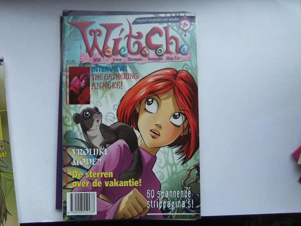 W.I.T.C.H. magazine nr 8, Eén stripboek, Verzenden, Gelezen