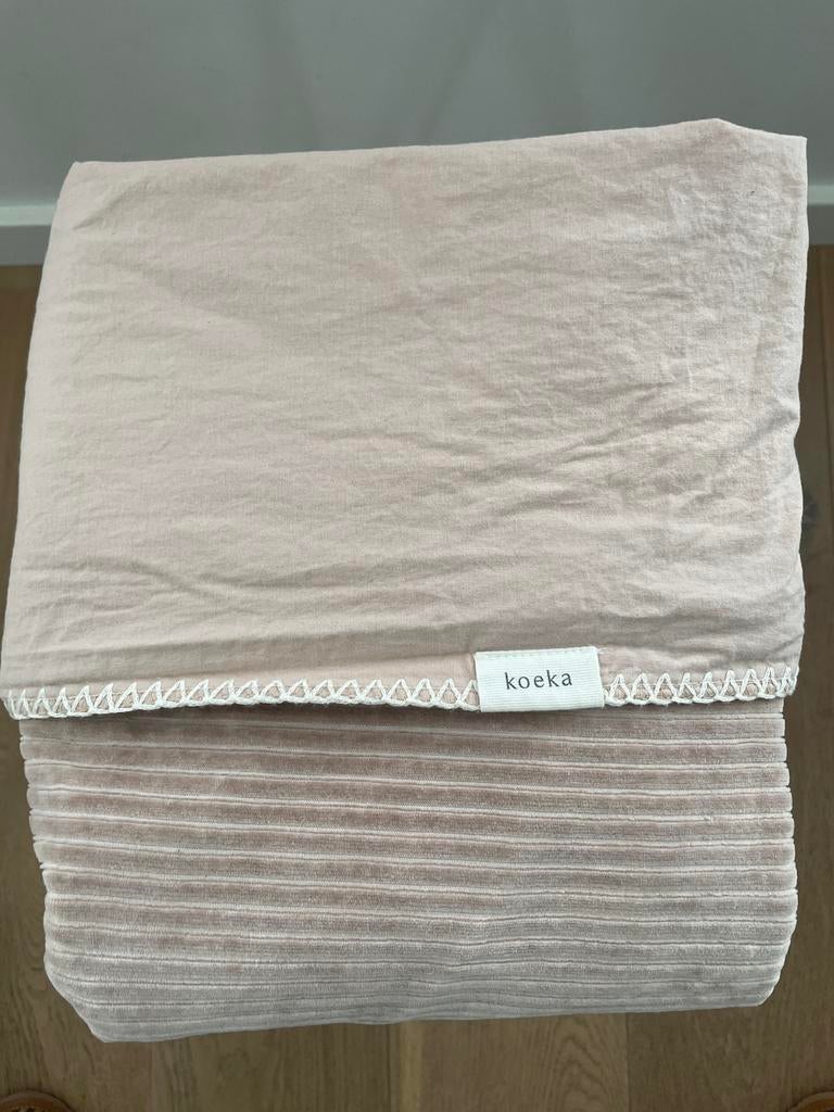 Koeka ledikantdeken Vik grey pink, Ophalen of Verzenden, Zo goed als nieuw, 100 cm of meer, Deken