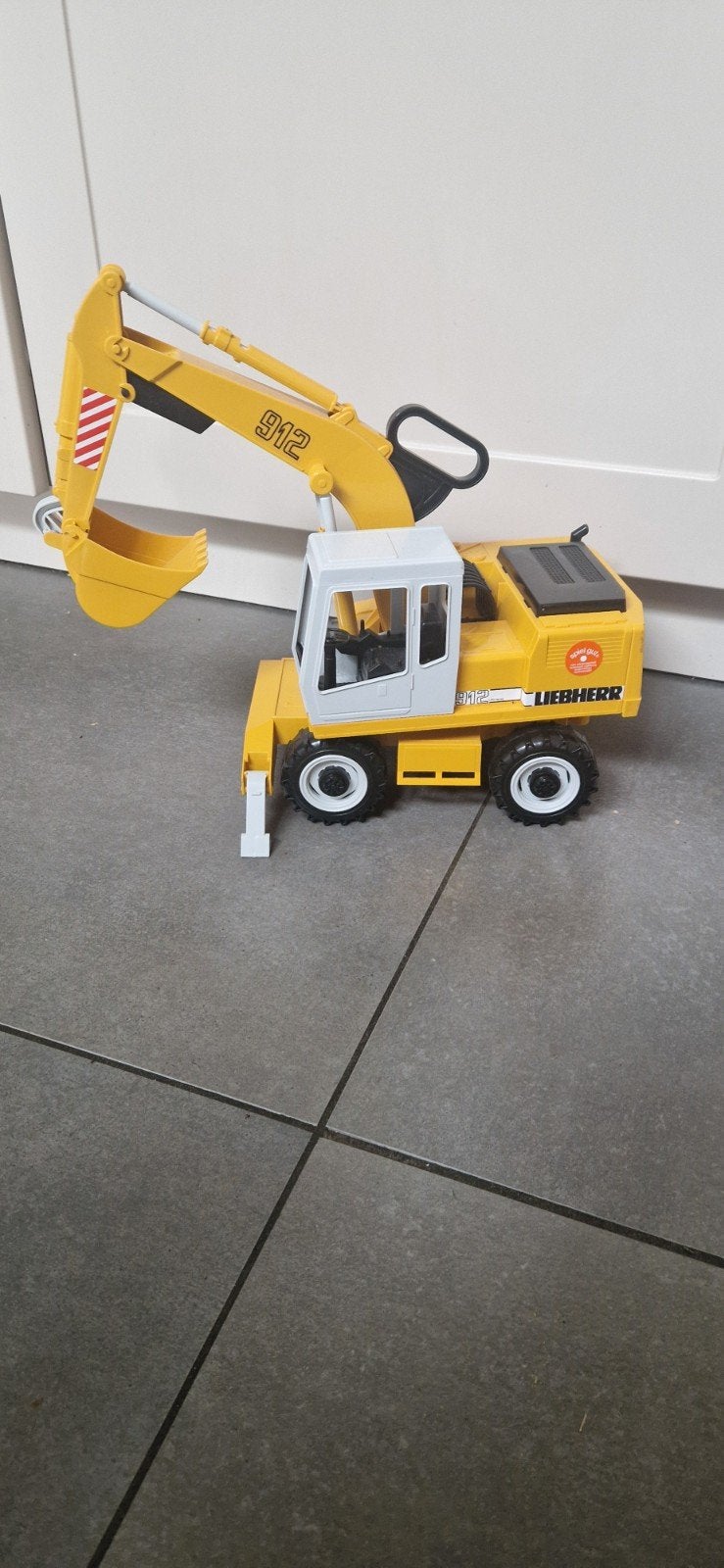 Bruder Liebherr Graafmachine R912 Speelgoed, Ophalen of Verzenden, Nieuw