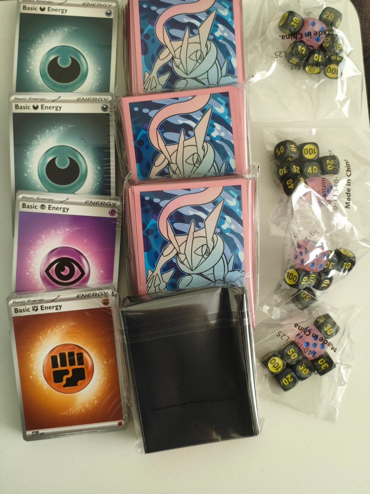 Pokémon kaarten, sleeves en dobbelstenen set, Hobby en Vrije tijd, Verzamelkaartspellen | Pokémon, Ophalen of Verzenden, Nieuw