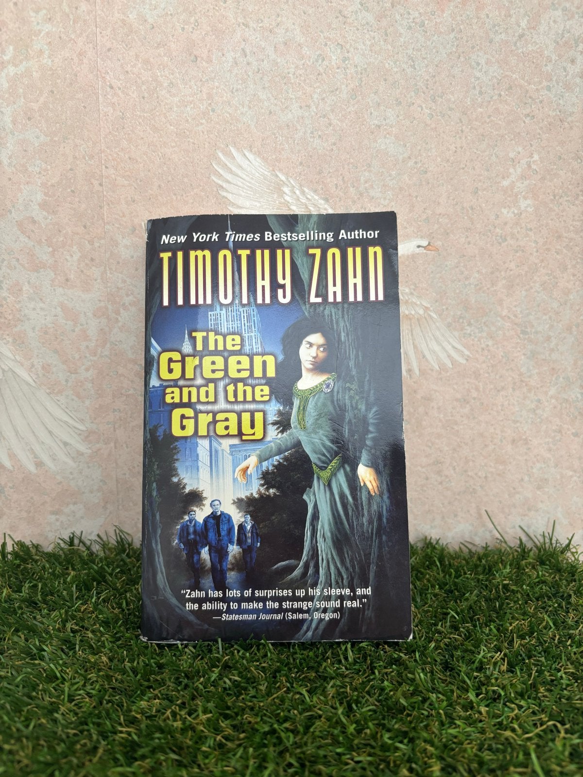 The Green and the Gray - Timothy Zahn (Engels), Boeken, Fantasy, Ophalen of Verzenden, Gelezen