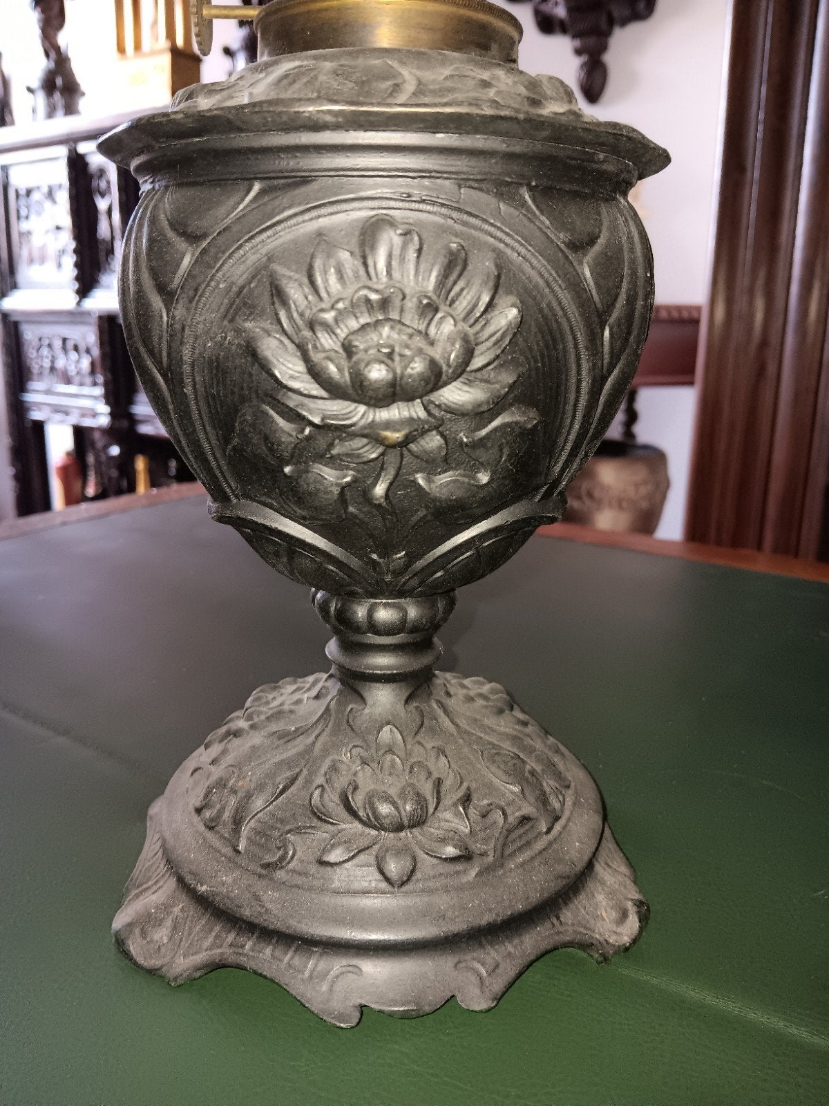 Antieke olielamp met bloemmotief, Antiek en Kunst, Ophalen