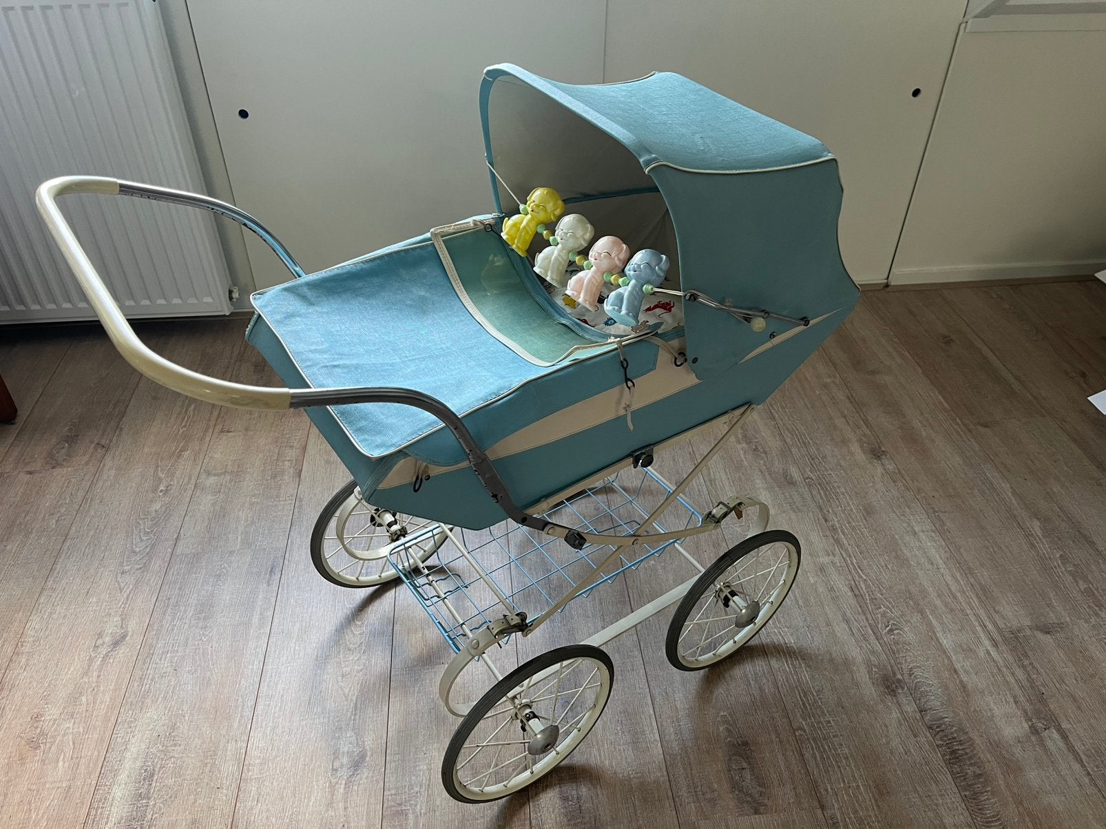 Poppenwagen vintage Zekira, Antiek en Kunst, Ophalen