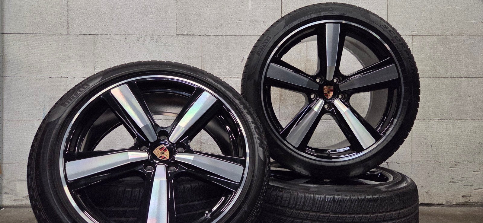 22" Porsche Cayenne Coupe Facelift 2025 velgen winterbanden, Gebruikt, 285 mm, Banden en Velgen, Overige maten