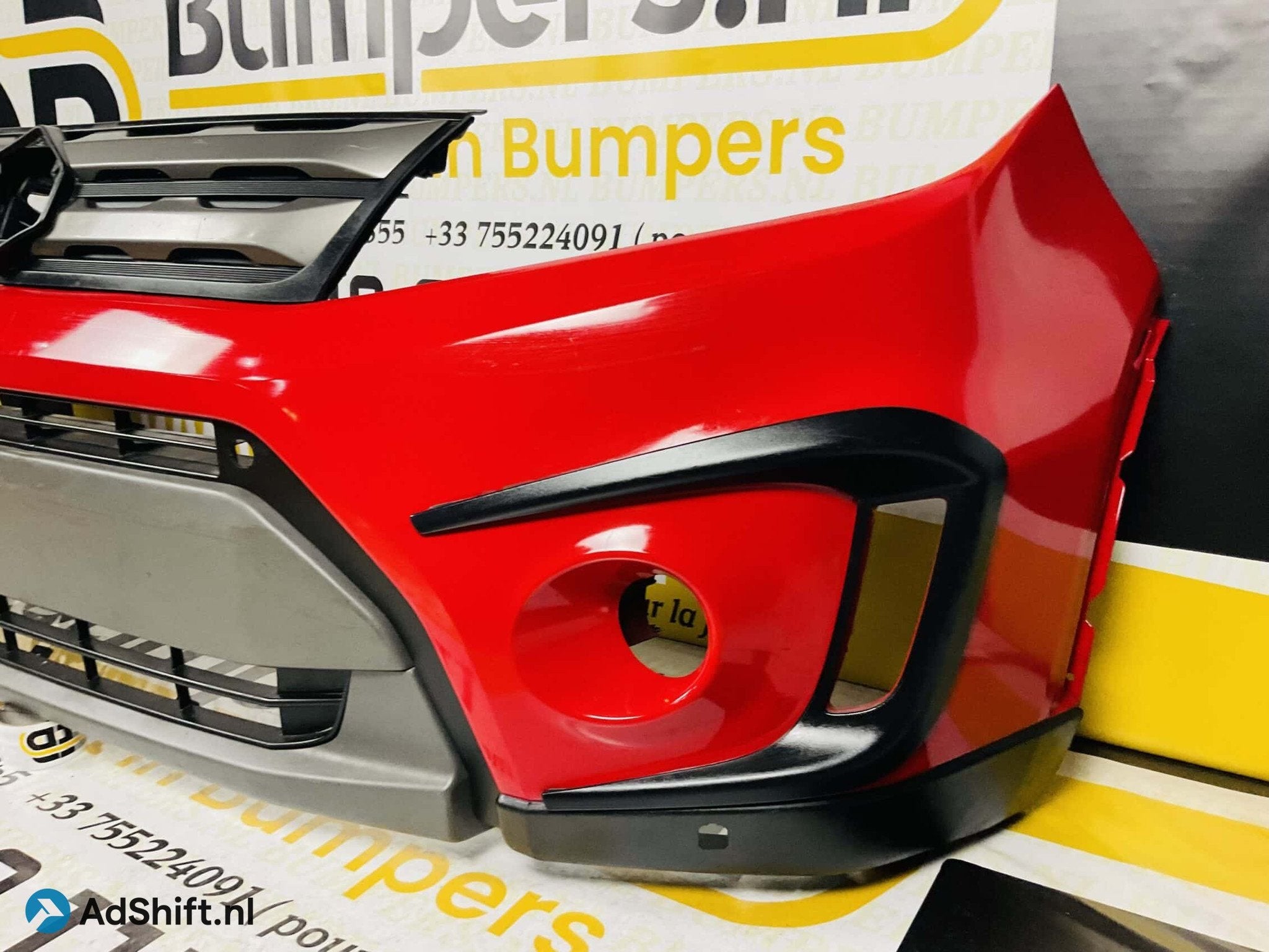 Bumper Suzuki Vitara Grill + Voorbumper 2-E10-624, Auto-onderdelen, Bumper