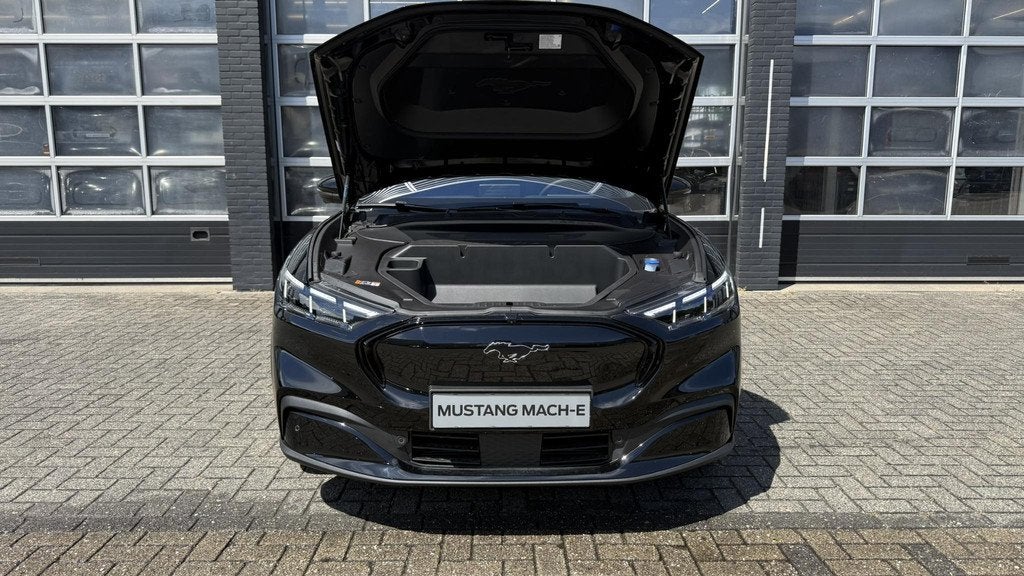 Ford Mustang Mach-E Extended Premium RWD 88 kWh | Panoramada, Auto's, Ford, Automaat, Achterwielaandrijving, 276 pk, 570 min