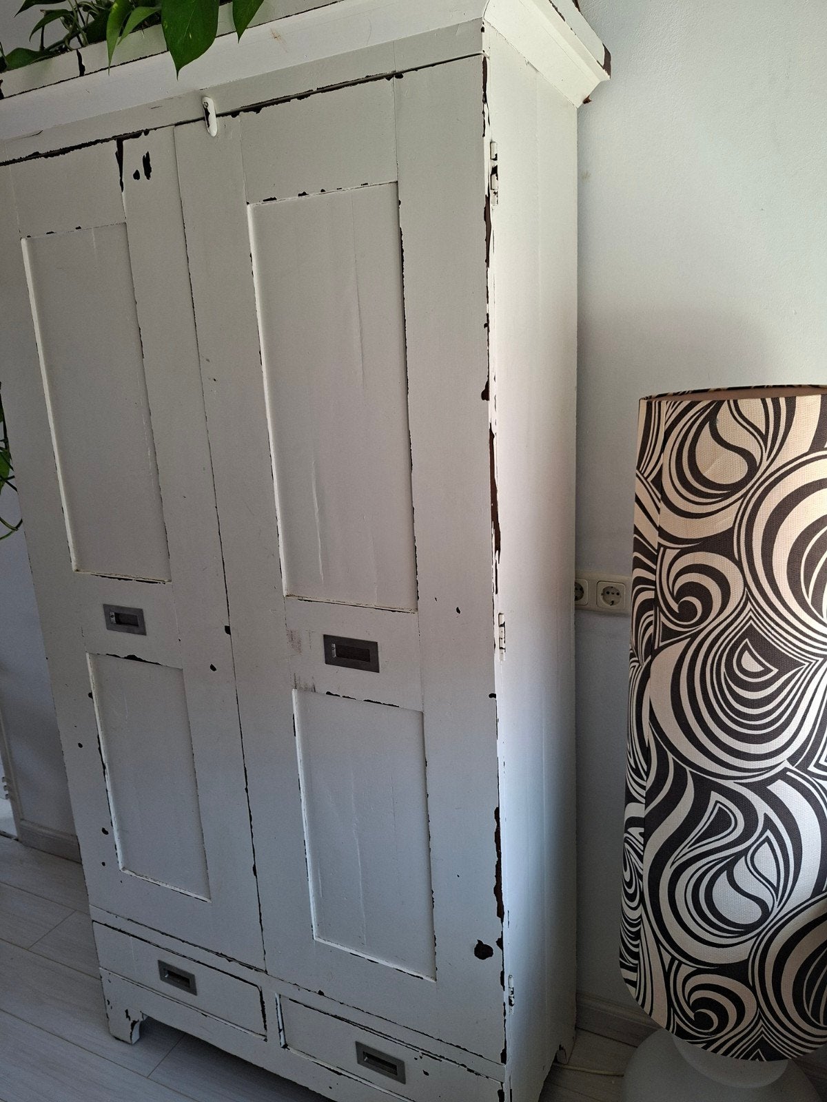 Brocante stevige grote houten kast, Antiek en Kunst, Antiek | Meubels | Kasten, Ophalen