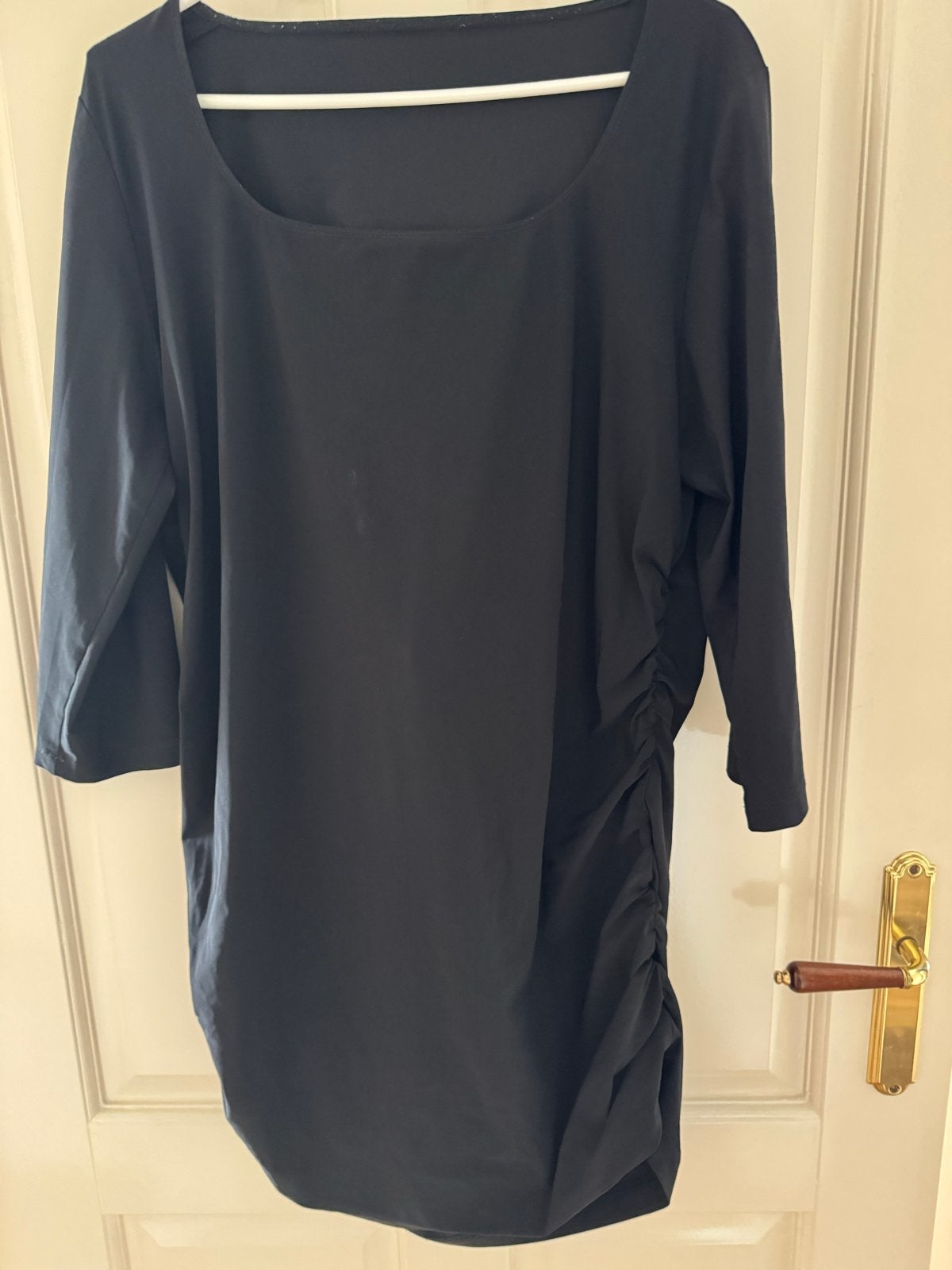 MOQ Zwart shirt met driekwart mouwen, Zwart, Maat 42/44 (L), Ophalen of Verzenden, Zo goed als nieuw