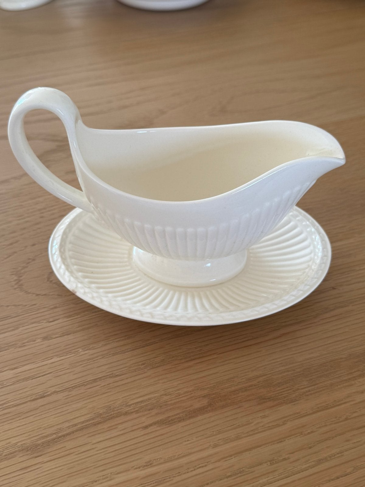 Wedgwood EDME juskom met onderschaal, Antiek en Kunst, Ophalen
