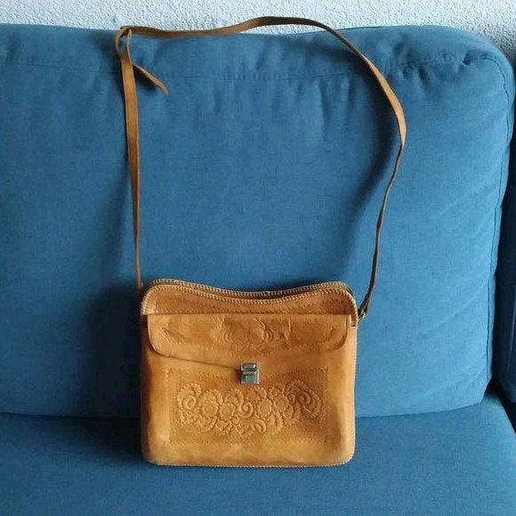 Handtas schoudertas, Sieraden, Tassen en Uiterlijk, Tassen | Damestassen, Ophalen of Verzenden, Zo goed als nieuw, Bruin, Handtas