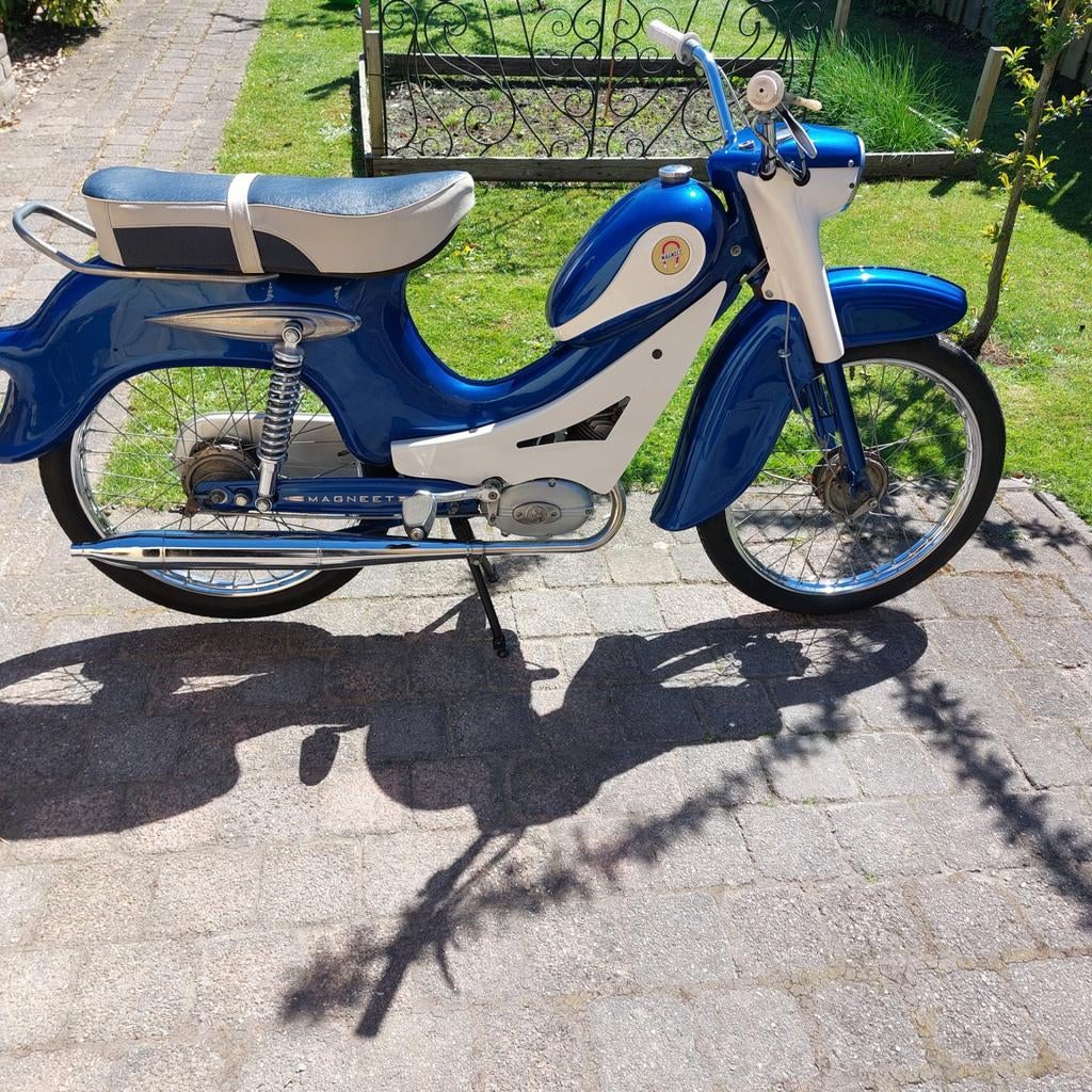 Magneet B50 1962, Fietsen en Brommers, Maximaal 45 km/u, 49 cc, Ophalen, Overige merken