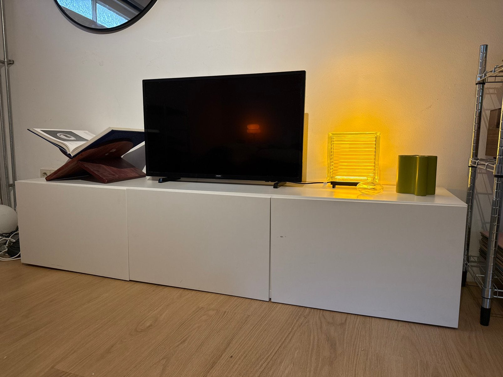Ikea besta, Ophalen, Zo goed als nieuw, 25 tot 50 cm, Minder dan 100 cm
