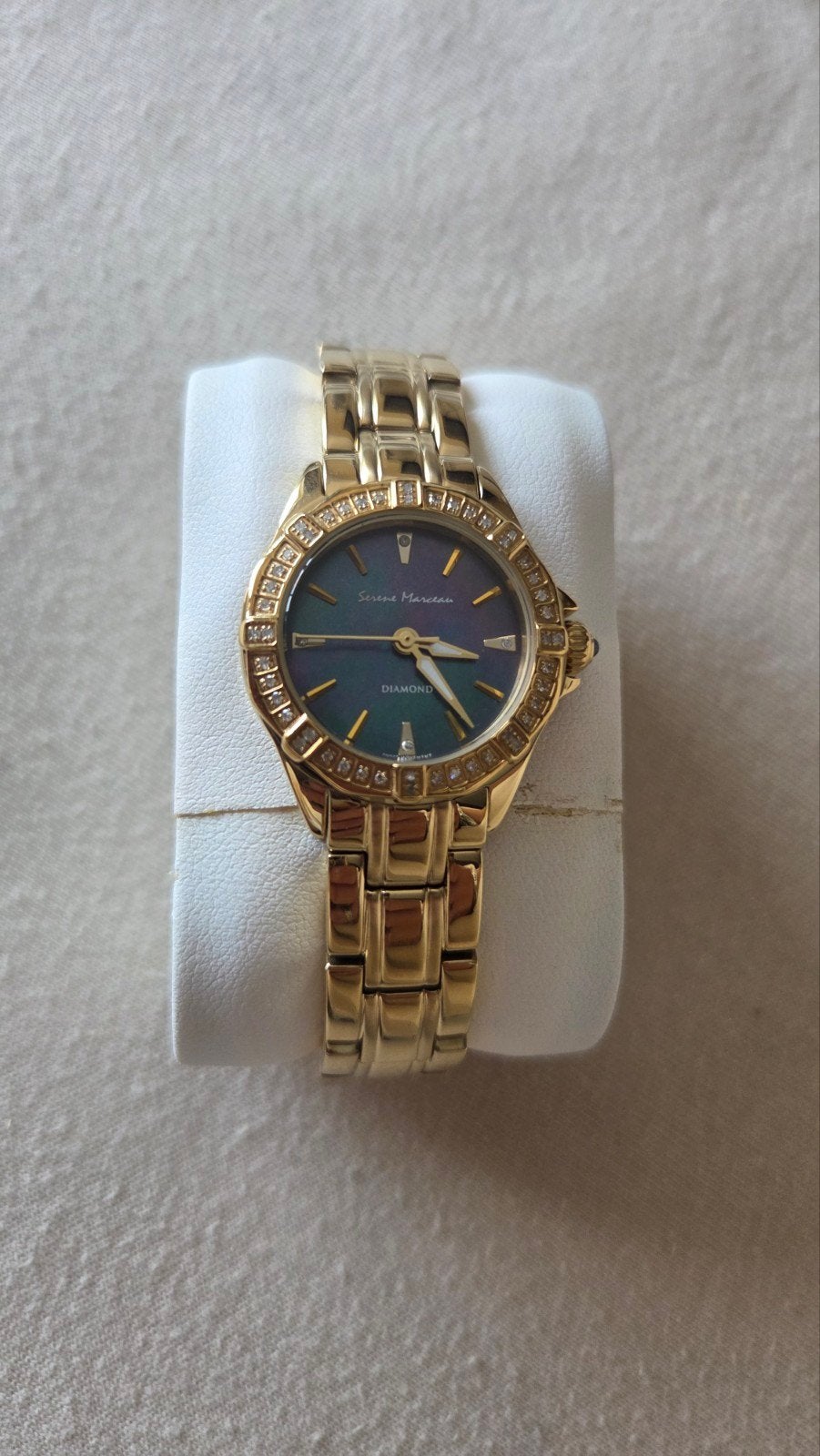 Serene Marceau Diamond Horloge - Nooit Gedragen, Sieraden, Tassen en Uiterlijk, Horloges | Dames, Polshorloge, Nieuw, Goud, Goud