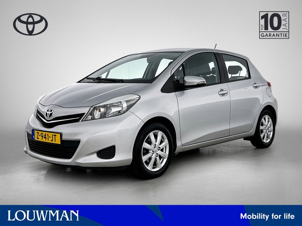 Toyota Yaris 1.3 VVT-i Aspiration | Camera | LM Velgen | Tre, Auto's, Toyota, Bedrijf, Te koop, Yaris, ABS, Achteruitrijcamera
