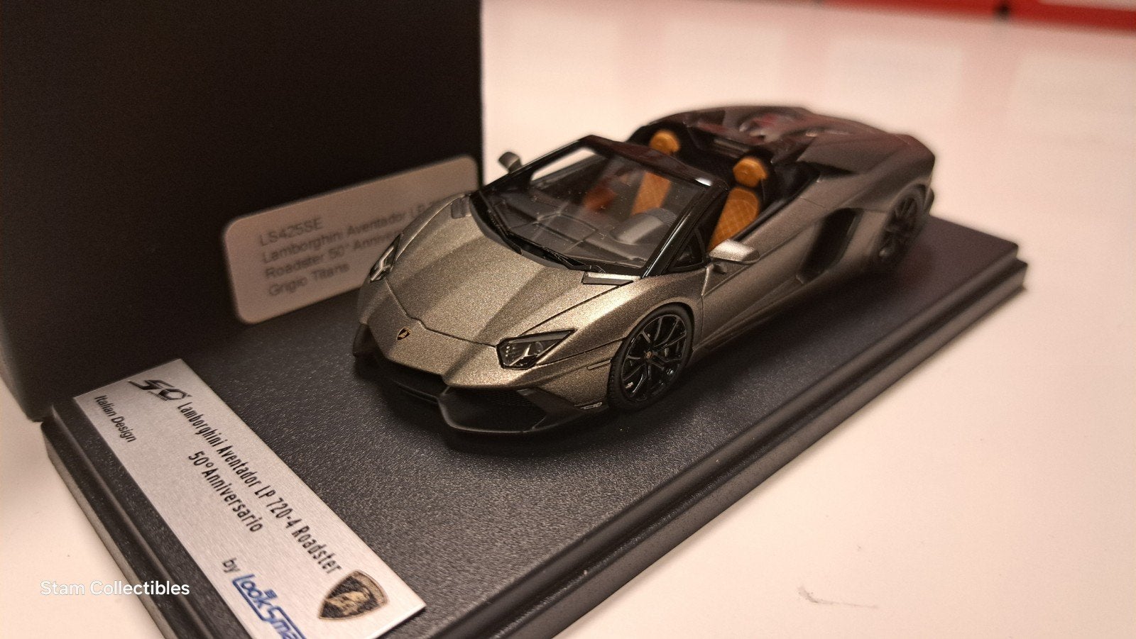 Looksmart LS425SE Lamborghini Aventador LP720-4 Roadster 50, Hobby en Vrije tijd, Modelauto's | 1:43, Overige merken, Auto, Ophalen of Verzenden