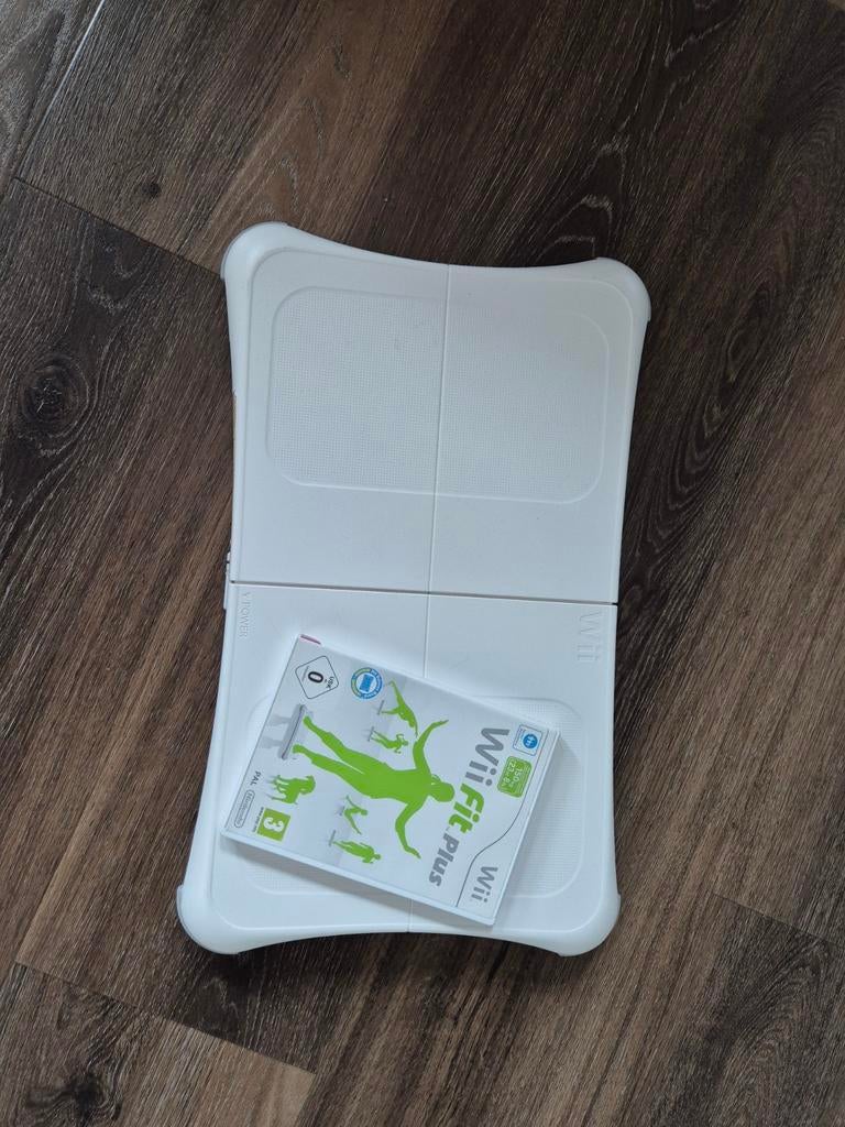 Wii fit met balansboard, Ophalen of Verzenden, Gebruikt, Wii, Balance Board of Dansmat