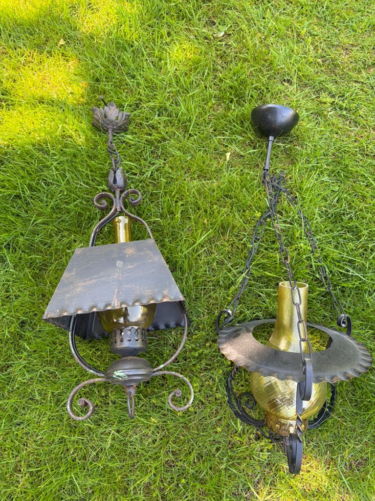 2 vintage metalen lampen en glazen met glazen lampenkap, Ophalen of Verzenden, Zo goed als nieuw, Minder dan 50 cm