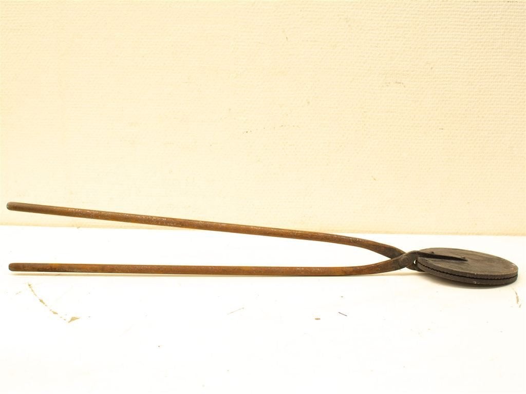 Smeedijzeren wafelijzer 34753, Gebruikt, Ophalen of Verzenden, Bord(en), Overige stijlen