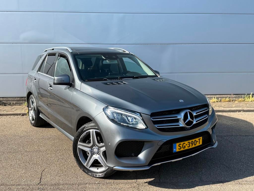 Mercedes-Benz GLE-klasse 350d 4MATIC AMG (bj 2017) PANO|LEER, Auto's, Automaat, 15 km/l, Gebruikt, GLE