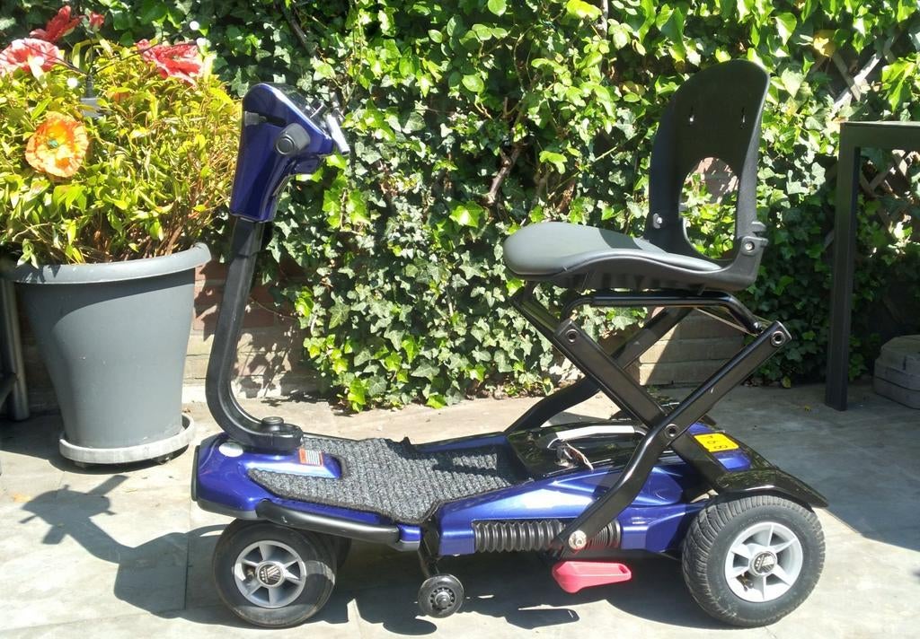Opvouwbare Scootmobiel, Ophalen, Zo goed als nieuw, Elektrisch