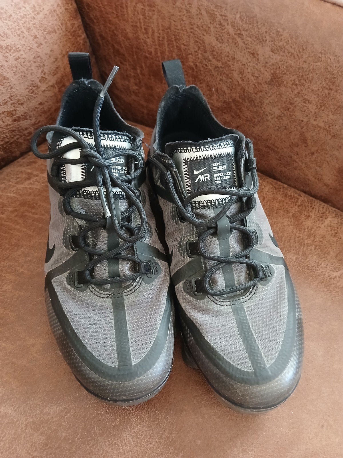 Nike Vapormax Sneakers - Grijs/Zwart, Nike, Ophalen of Verzenden, Sneakers of Gympen, Grijs