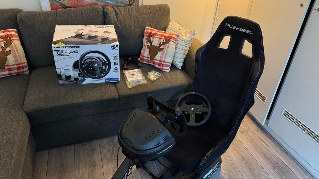 Playseat Evolution + Thrustmaster T300RS + Open Wheel, Ophalen, 1 speler, Racen en Vliegen, Zo goed als nieuw