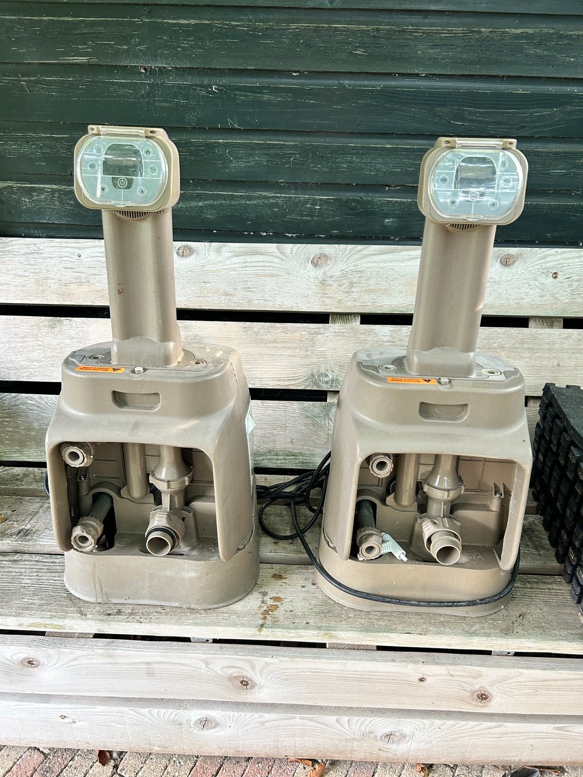 2 x Intex jacuzzi pomp SSP H 20 1G, Tuin en Terras, Bubbelbaden en Hottubs, Ophalen, Gebruikt, Pomp, Opblaasbaar
