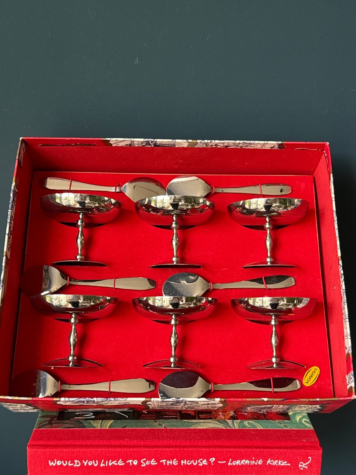 Set van 6 vintage RVS ijscoupes met lepels in doos, Huis en Inrichting, Overige materialen, Overige typen, Nieuw, Ophalen of Verzenden