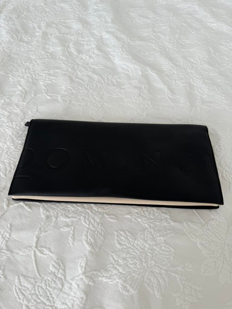 Adolfo Domínguez Handbag – Black, Sieraden, Tassen en Uiterlijk, Portemonnees, Zo goed als nieuw, Zwart, Ophalen of Verzenden