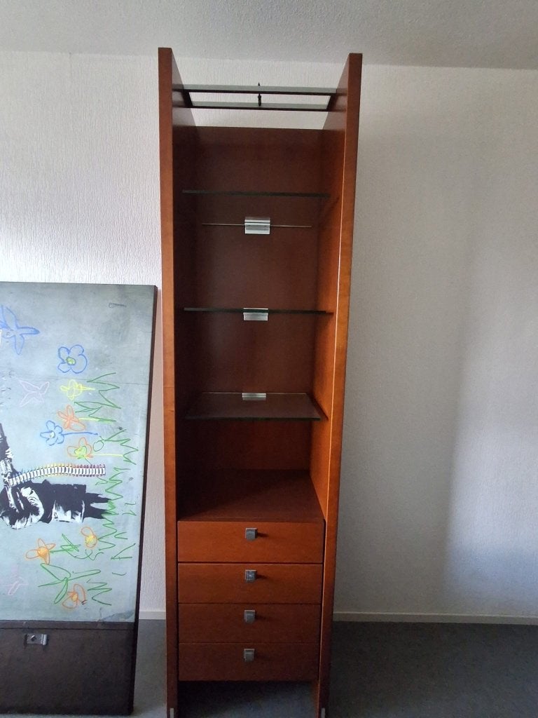 Kersenhouten staande kast, Ophalen