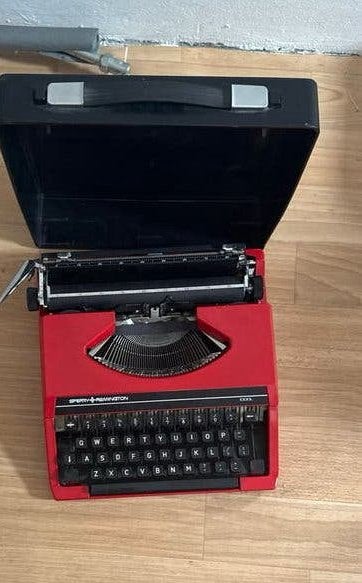 Typemachine rood, Diversen, Typemachines, Ophalen, Zo goed als nieuw