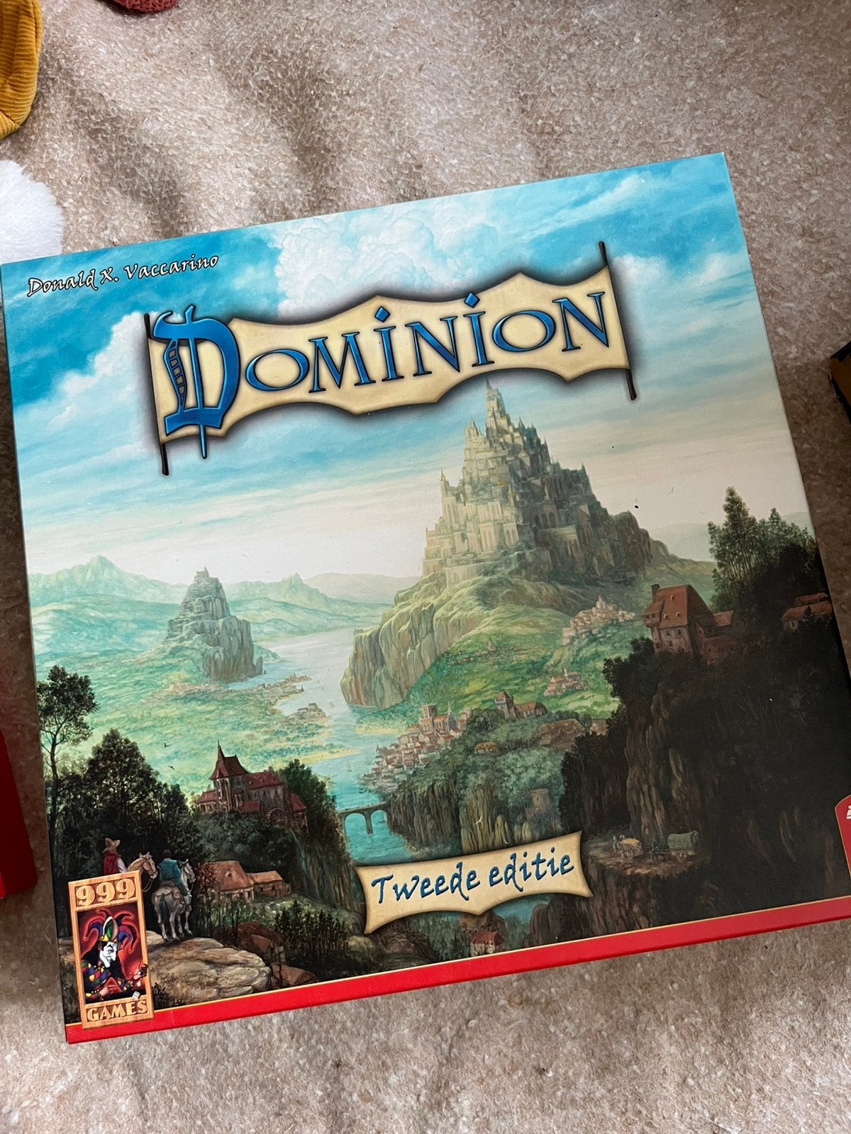 Dominion Tweede Editie - Strategisch Kaartspel, Een of twee spelers, Ophalen of Verzenden, Zo goed als nieuw