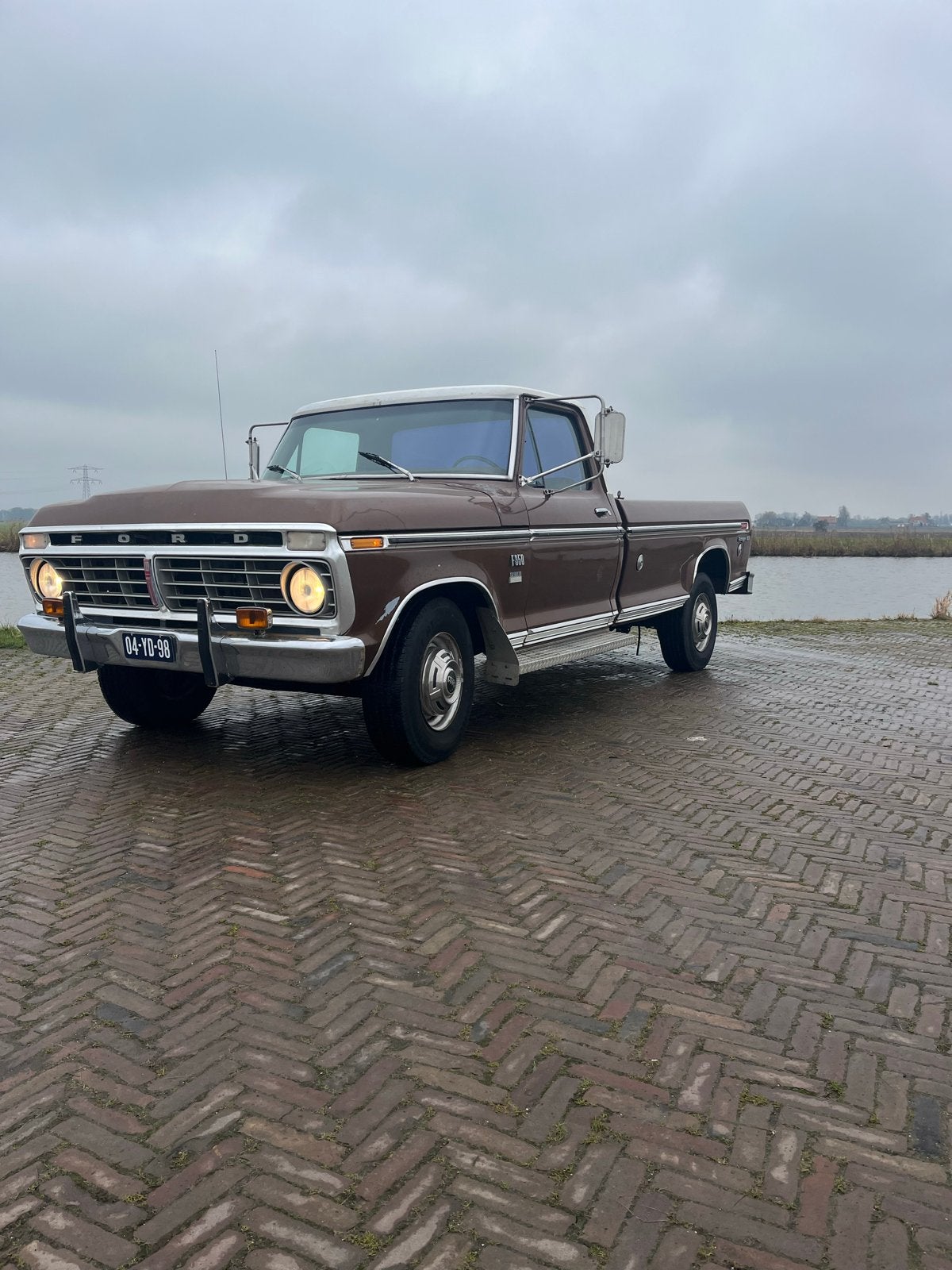 Ford F350 Ranger XLT, Auto's, Automaat, 8 cilinders, Bruin, 163 pk