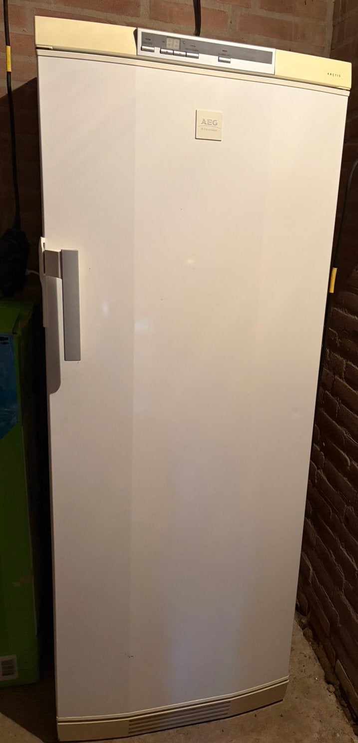 AEG Electrolux No Frost Vriezer 6 lades 202 liter A+, Ophalen of Verzenden, Zo goed als nieuw, 60 tot 90 cm, 160 cm of meer