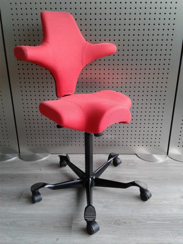 1x HAG Capisco 8106 (Hoog) (Rood), Heel Mooi!, Huis en Inrichting, Bureaustoelen, https://www.flokk.com/nl/netherlands/hag, HÅG