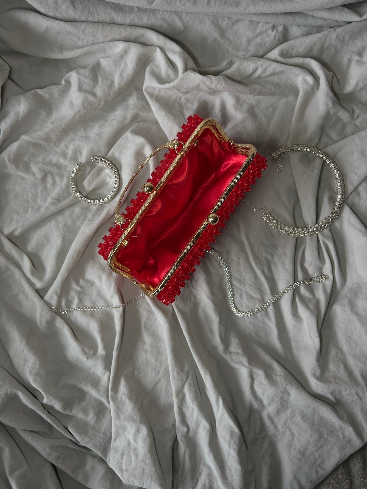 Rode kralen clutch met gouden details, Ophalen of Verzenden, Nieuw, Rood, Avondtasje