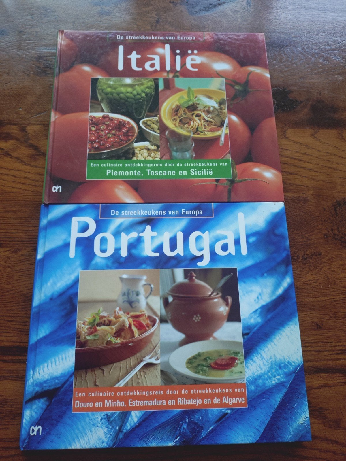Kookboeken Italië & Portugal - De streekkeukens van Europa, Ophalen of Verzenden, Zo goed als nieuw, Italië, Voorgerechten en Soepen