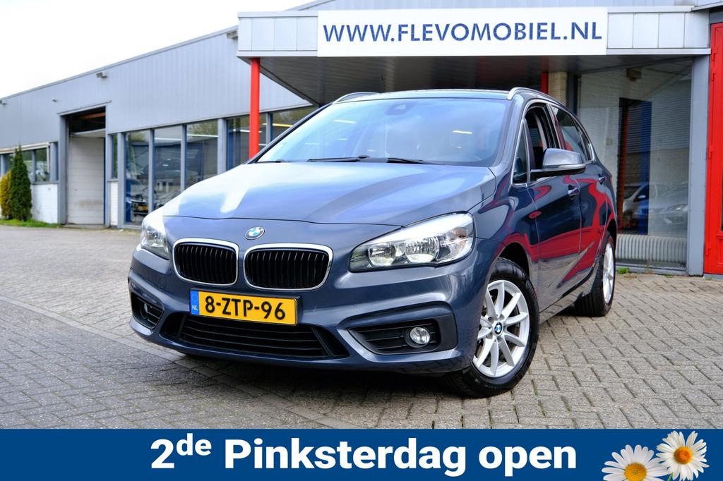 BMW 2-serie Active Tourer 218d Essential Navi|Clima|LMV, Auto's, Euro 6, 150 pk, Origineel Nederlands, 140 €/maand