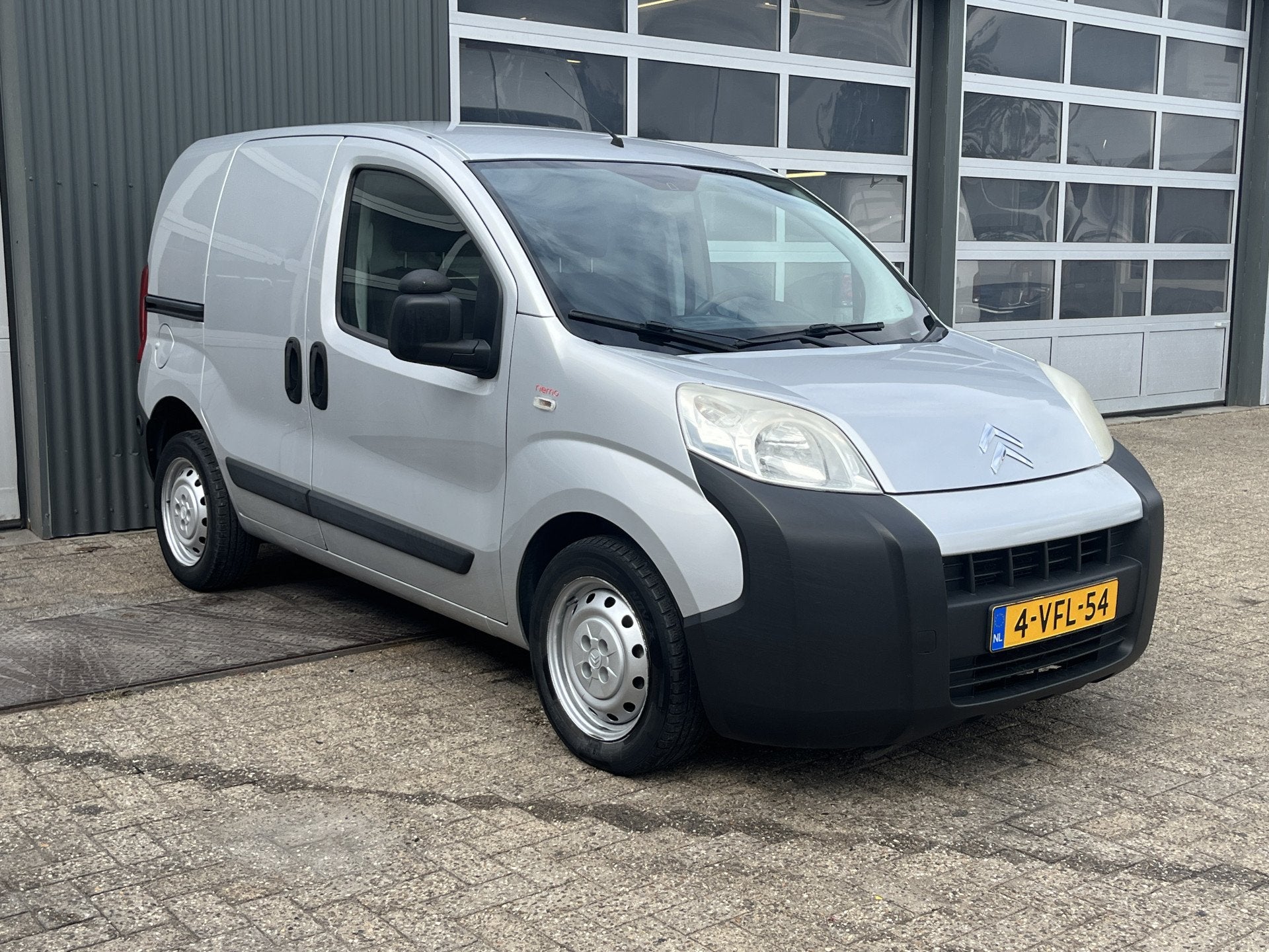 Citroën Nemo 1.4 Benzine en Lpg Btw vrij! Airco Trekhaak 60, Auto's, Bestelauto's, Voorwielaandrijving, Euro 5, Stof, Zwart