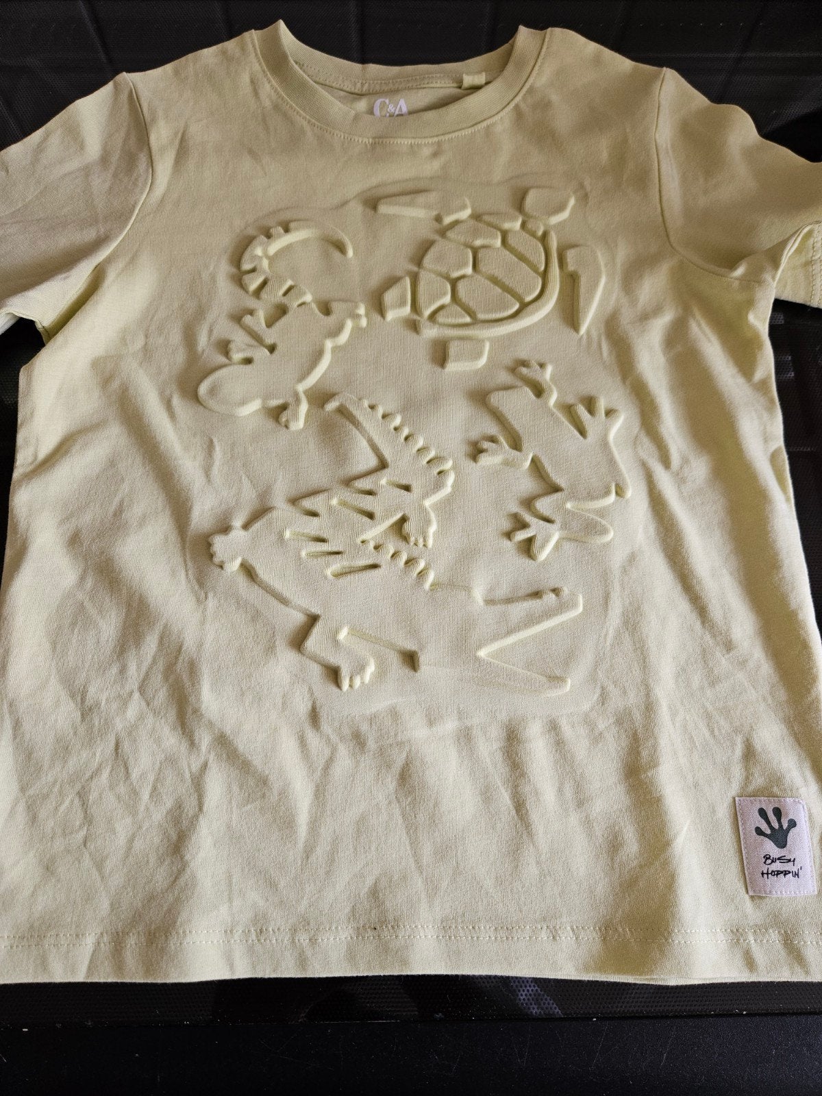 C&A T-shirt met reliëfprint dieren maat 110,, Ophalen of Verzenden, Nieuw, C&A, Jongen