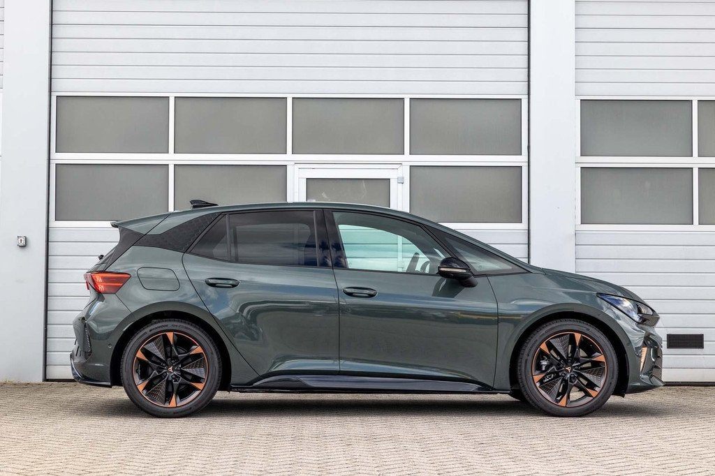 CUPRA Born 190pk Performance 61 kWh | Massage Voorstoelen |, Auto's, Cupra, Automaat, 12 maanden, Achterwielaandrijving, 190 pk