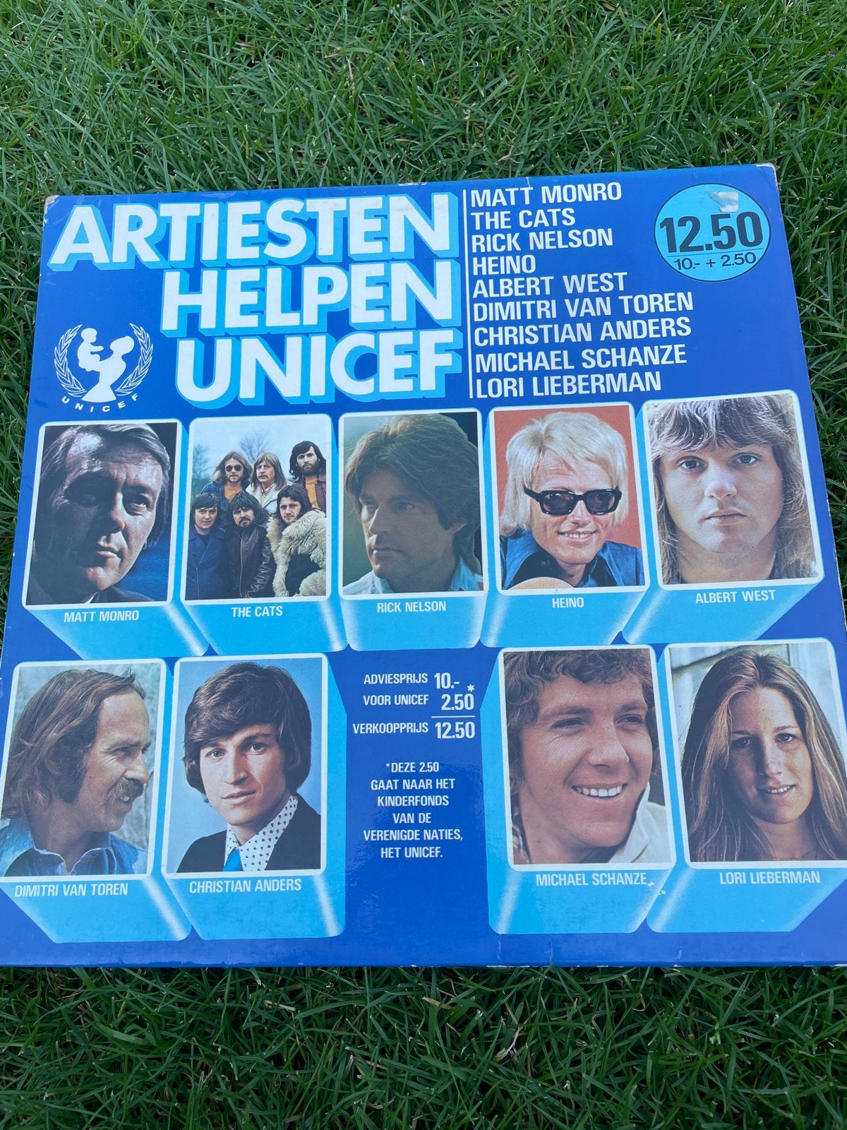 Artiesten Helpen UNICEF LP - Pop/Rock verzamelalbum, LP, Gebruikt, Pop, Ophalen of Verzenden