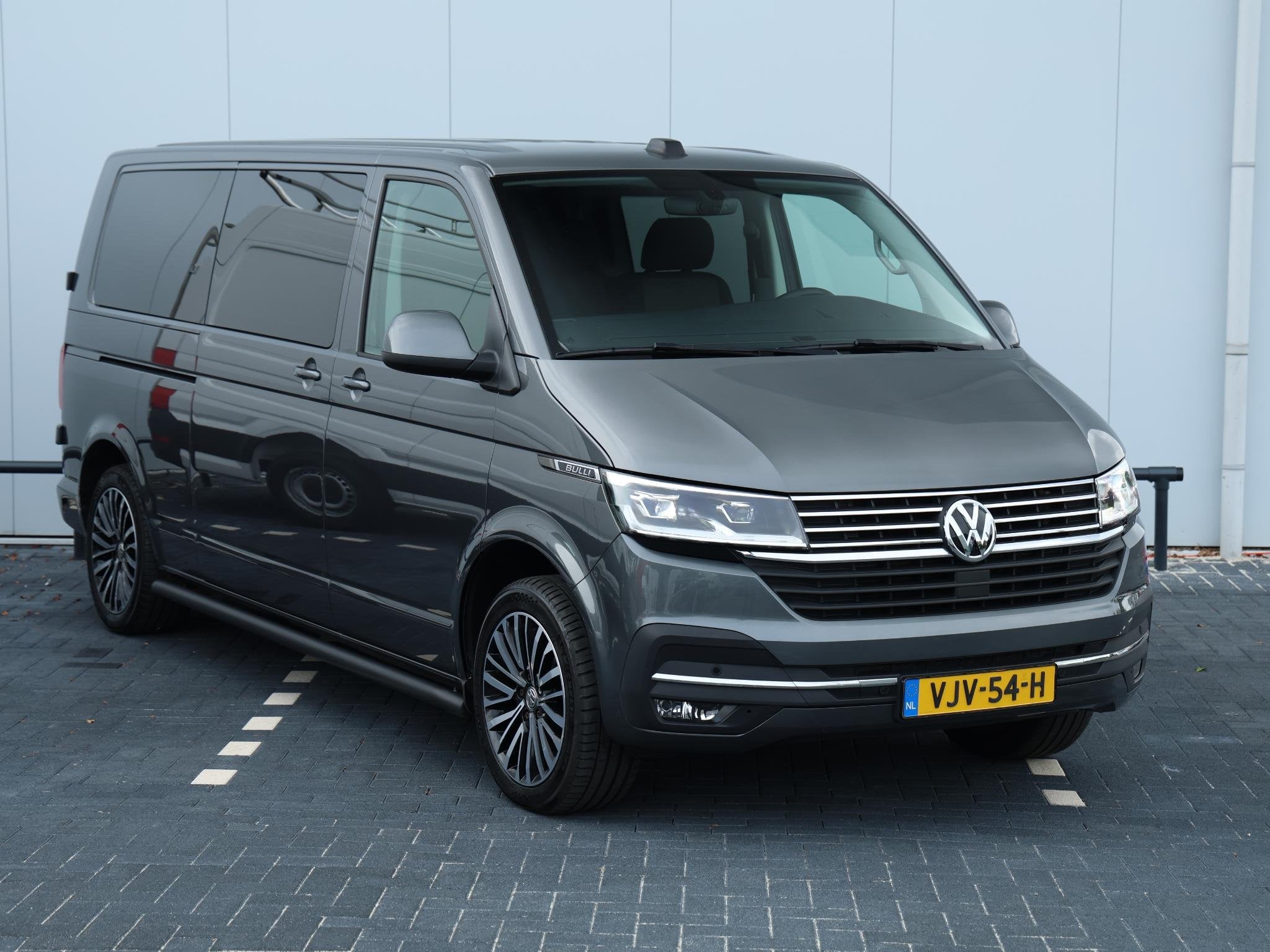 Volkswagen Transporter 2.0 TDI 200 pk L2 Bulli DC DSG | Dubb, Stof, Gebruikt, 4 cilinders, Volkswagen