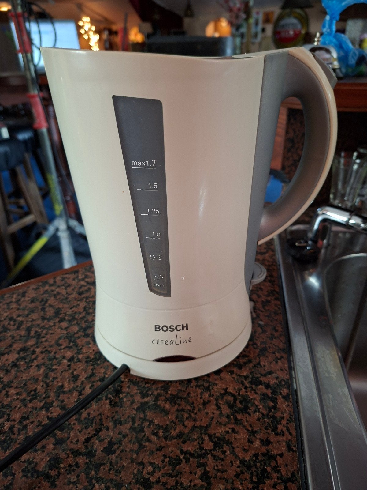 Bosch CerealLine Waterkoker - Max 1.7 Liter senseo philips, Witgoed en Apparatuur, Waterkokers, 1 tot 2 liter, Ophalen of Verzenden