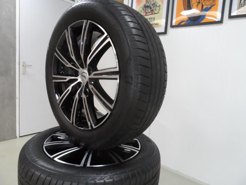 19 inch Volvo XC60 - XC90 origineel zomerbanden set, 19 inch, Gebruikt, Banden en Velgen, Ophalen of Verzenden