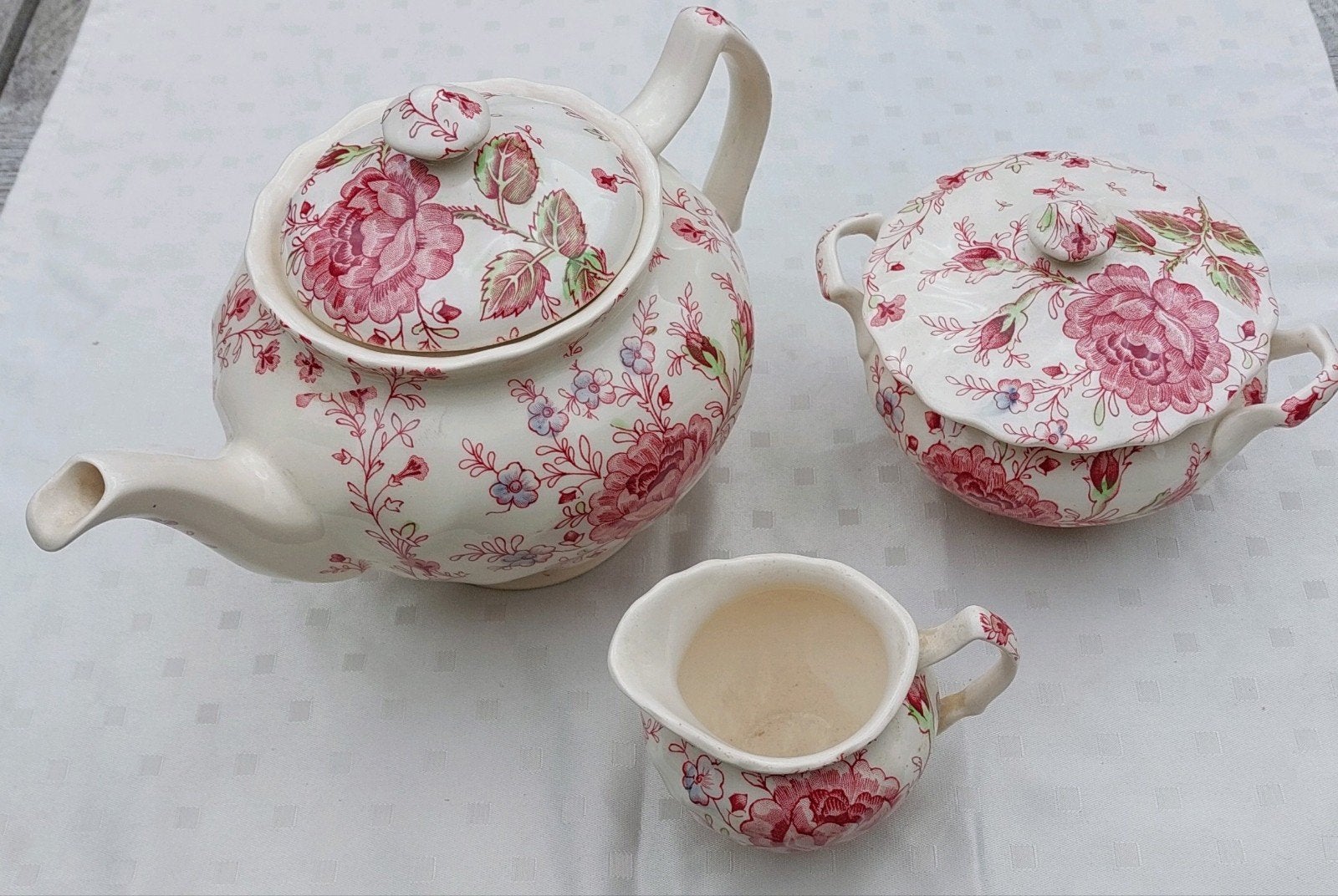 Rose Chintz,  theepot, suikerpot en melkkan, Ophalen of Verzenden
