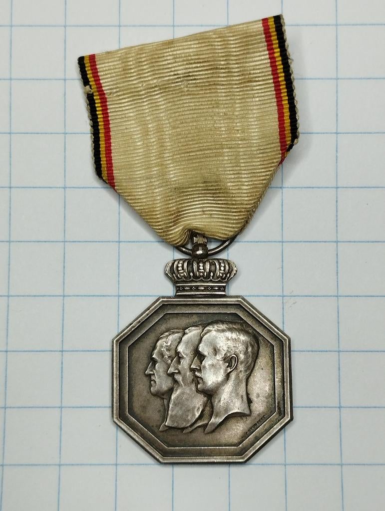 1830-1930 oude medaille 100 jaar Belgische onafhankelijkheid, Ophalen of Verzenden, Overige materialen