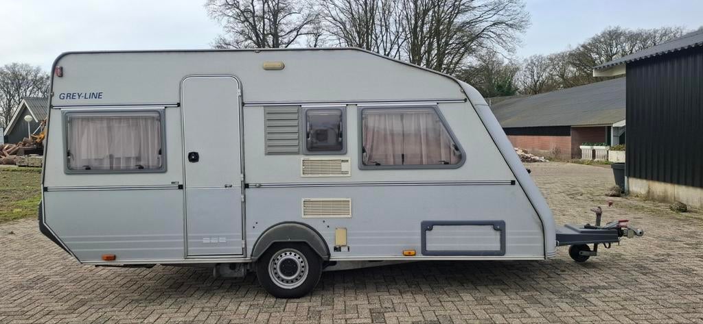 Mooie complete Kip greyline 44t,evt met Stallingsplek, Kip, Treinzit, Particulier, Luifel
