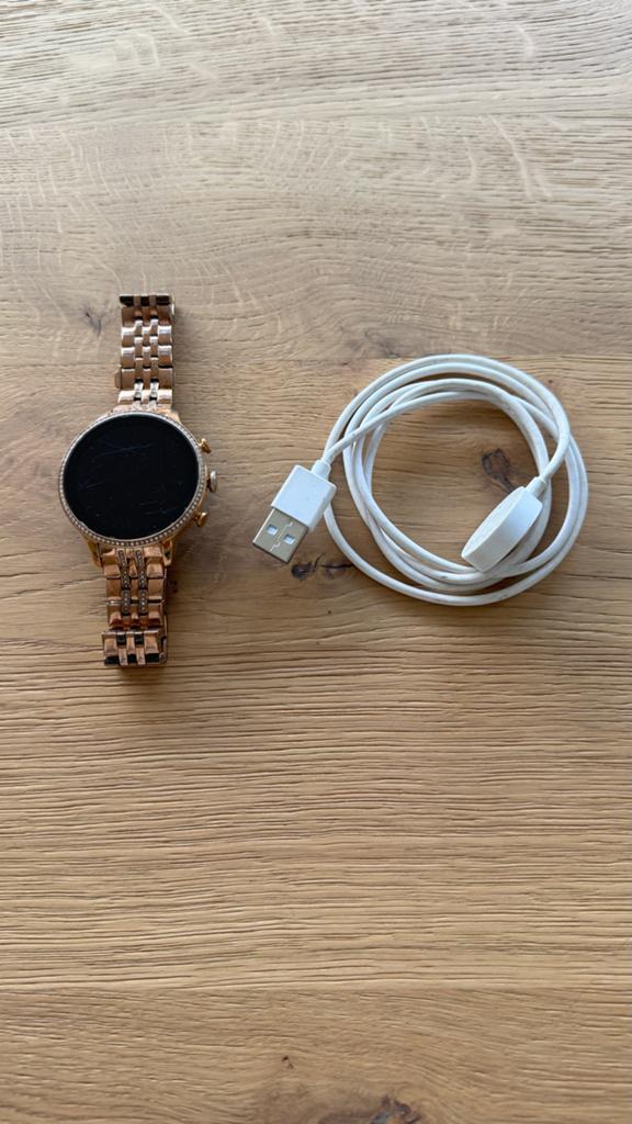 Fossil Gen 6 Smartwatch Roségoud, Sieraden, Tassen en Uiterlijk, Smartwatches, Gebruikt, Hartslag, Ophalen of Verzenden, Android